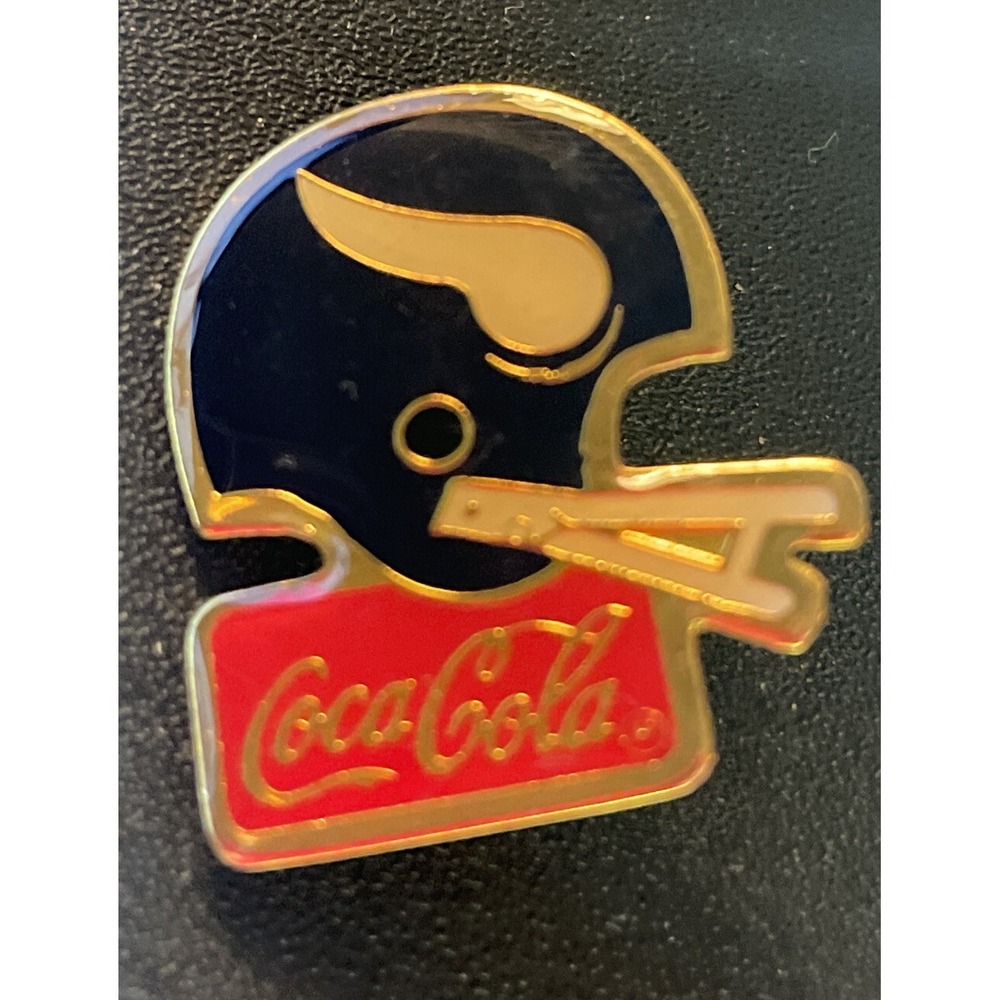 NFL Minnestoa Vikings Football Helmet Coca Cola‎ Brooch Pin 1985 Vintage